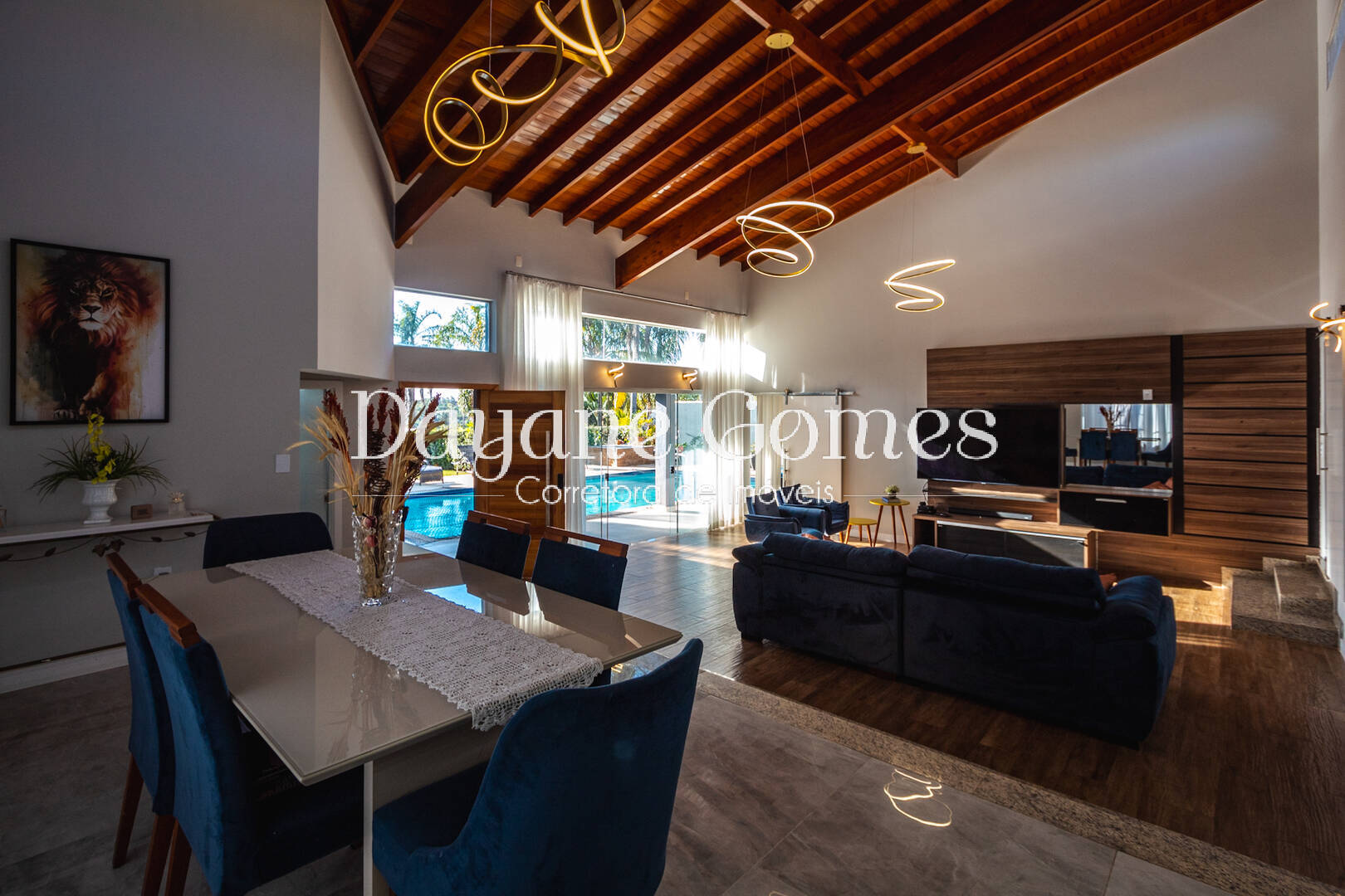 Casa à venda com 5 quartos, 350m² - Foto 37