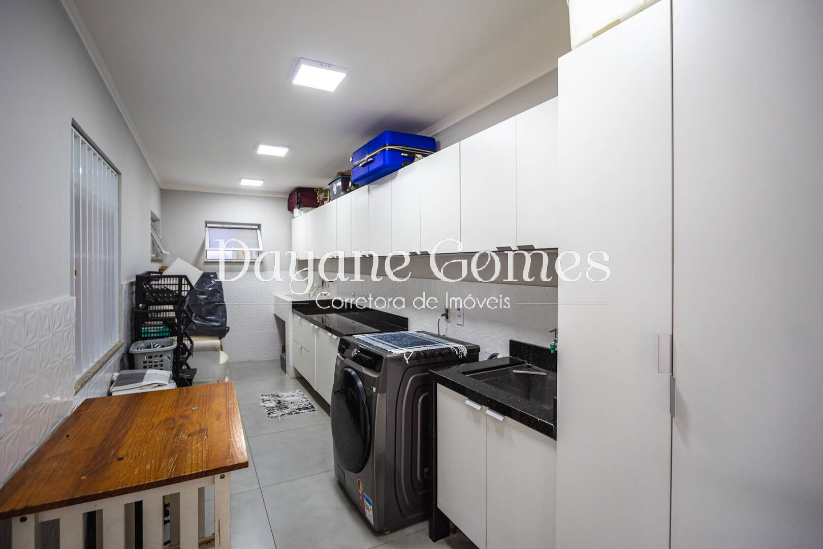 Casa à venda com 5 quartos, 350m² - Foto 42