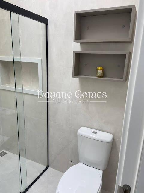 Casa à venda com 3 quartos, 235m² - Foto 15
