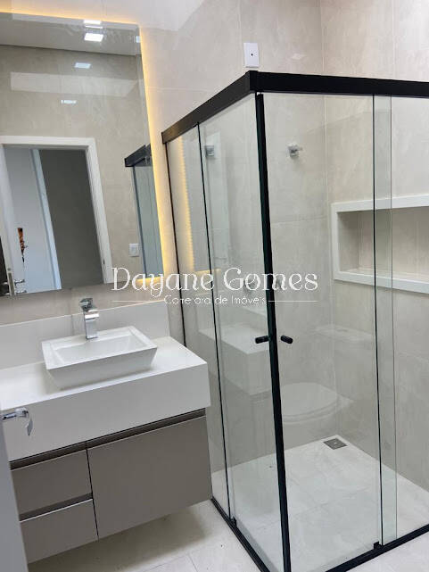 Casa à venda com 3 quartos, 235m² - Foto 17