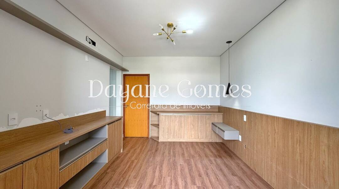 Casa à venda e aluguel com 3 quartos, 346m² - Foto 10