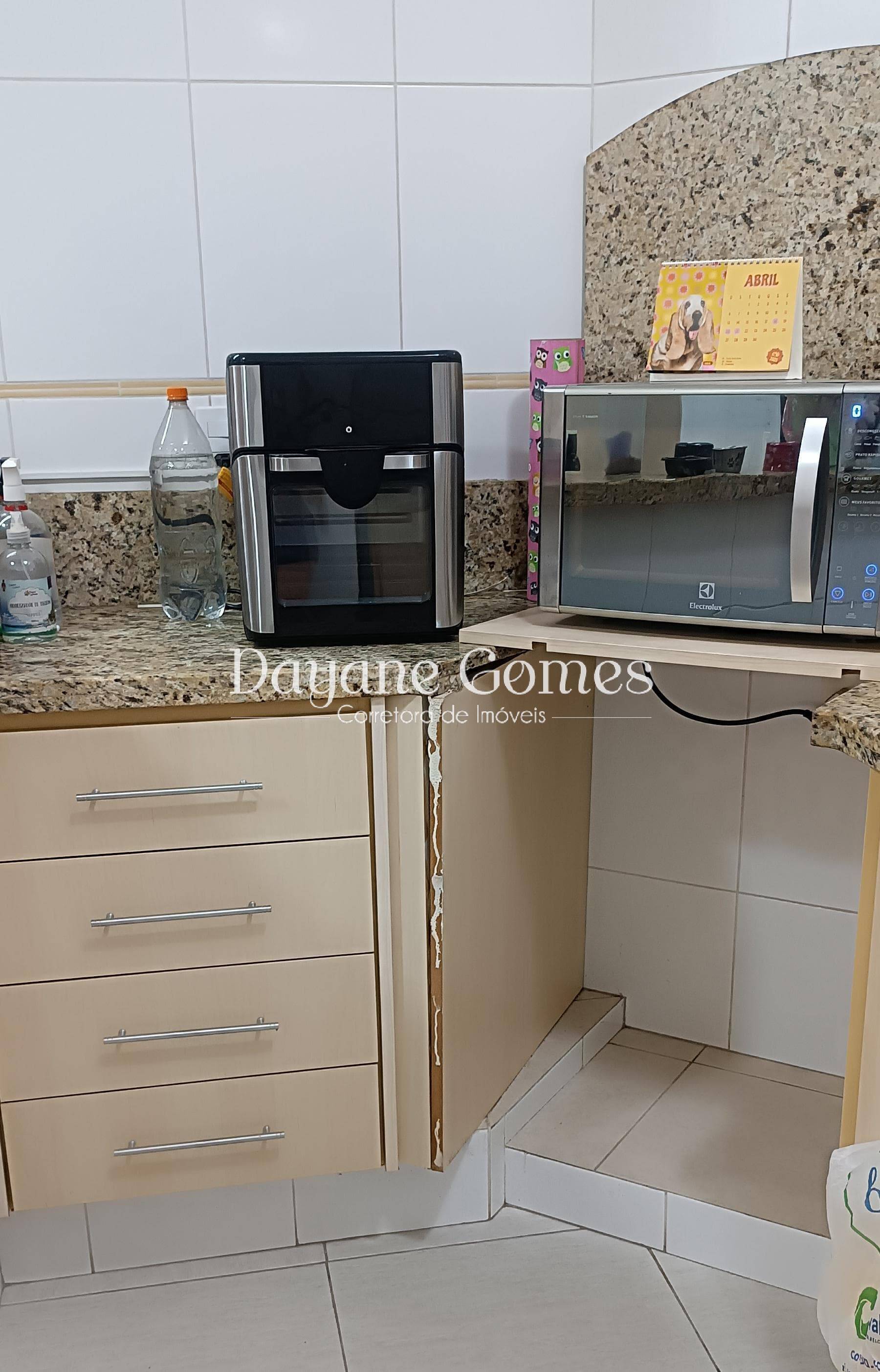 Casa à venda com 3 quartos, 103m² - Foto 6
