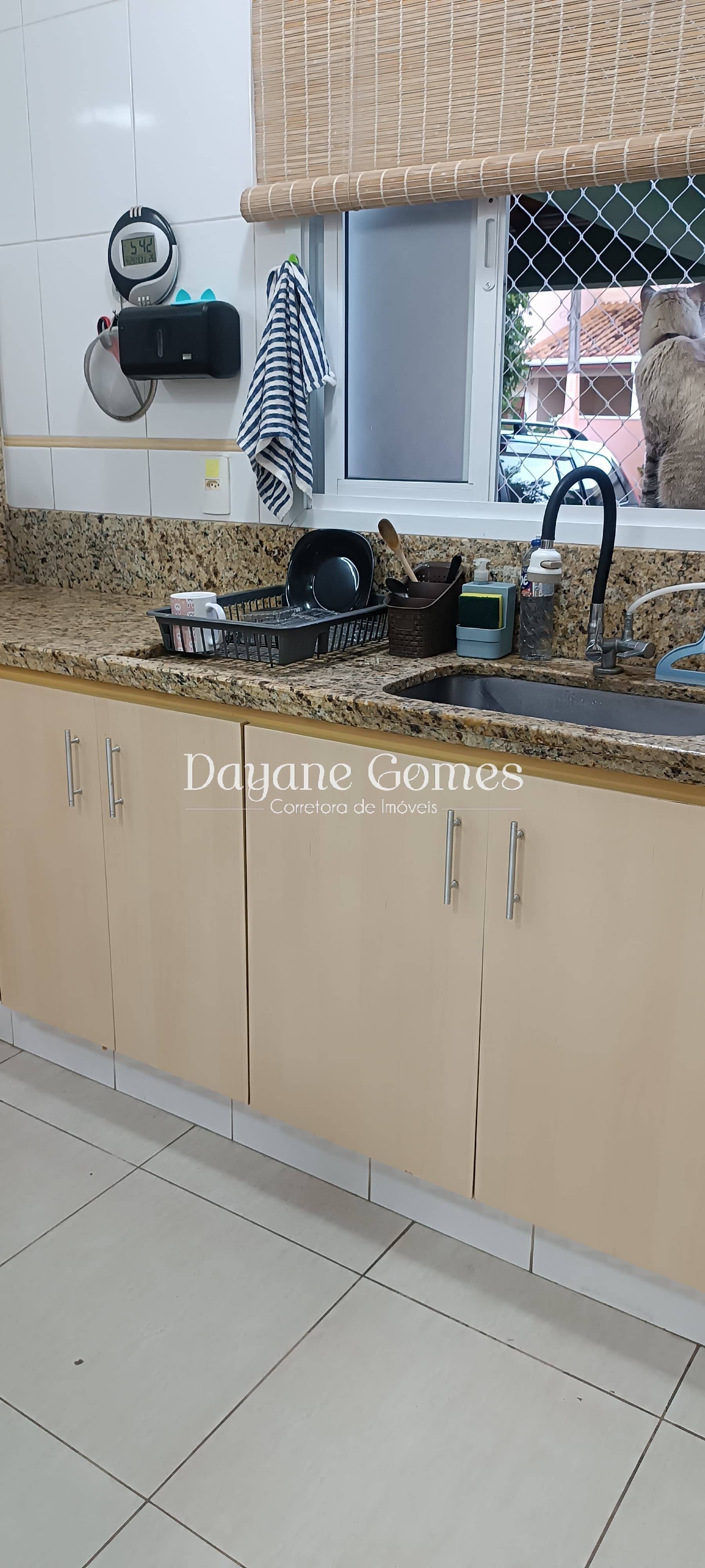 Casa à venda com 3 quartos, 103m² - Foto 10